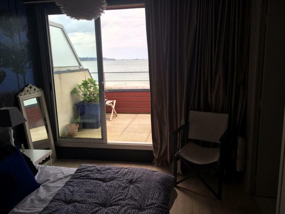 Petit Havre De Paix Face A La Mer Lancieux Exteriör bild